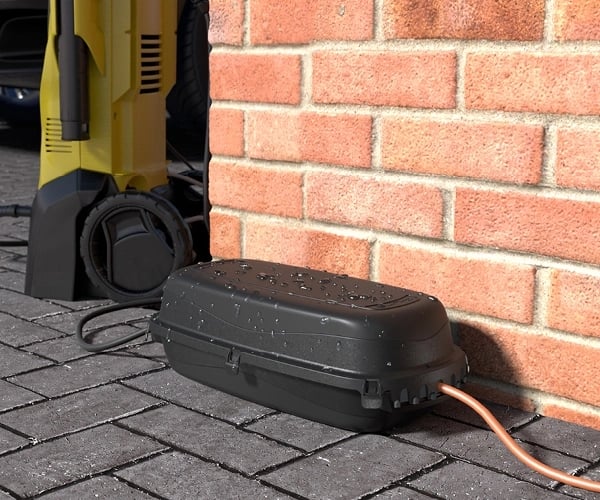 D-line outdoor cable box