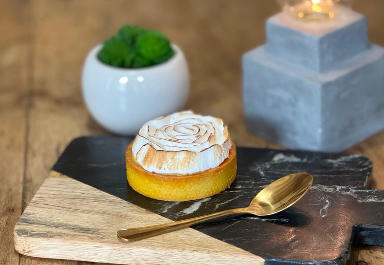 Tarte à la rhubarbe meringuée