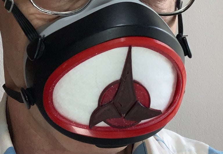 flo-19: Flomask with Startrek Klingon decoration