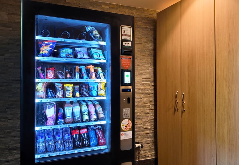 Máquina de vending del Hotel Focus en el Pas de la Casa, Andorra. En los Pirineos