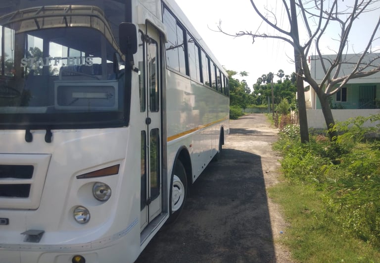 AC tourist bus rental for large group travel from Chennai