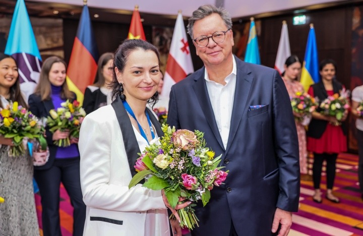 Alexandra Kosteniuk wins Women's Grand Prix Munich