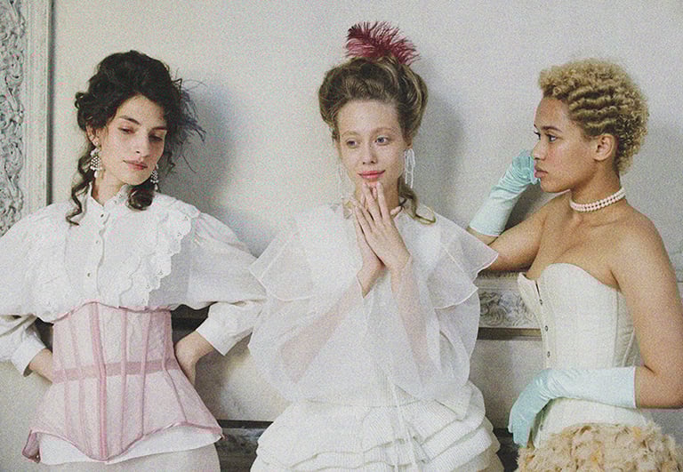 Original_CC_PEXELS_Mujeres corse_uso en web Carmen Nuñez cuenca.com_2