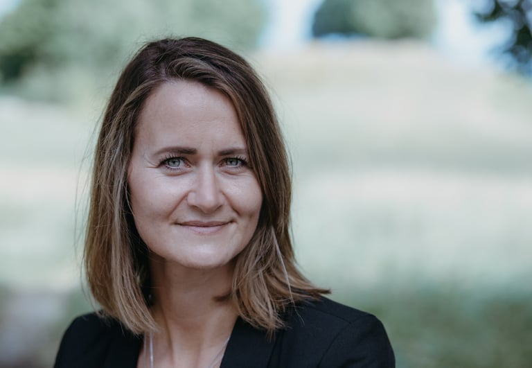 Kathrin Possik, Freie Trauerrednerin