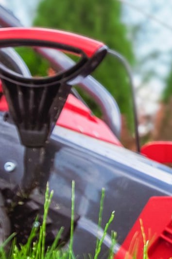 Prignitzer Gartenbewässerung - Rasenmäher