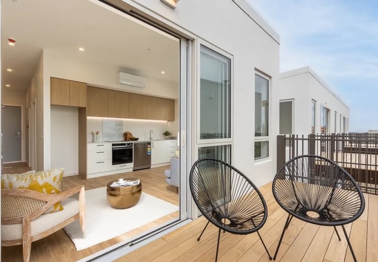 Outdoor deck apartment