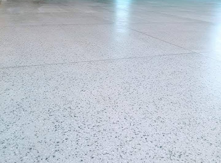 piso granitina