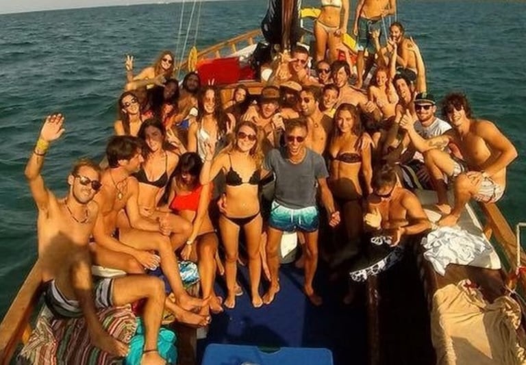 Foto di gruppo, escursioni di gruppo in barca