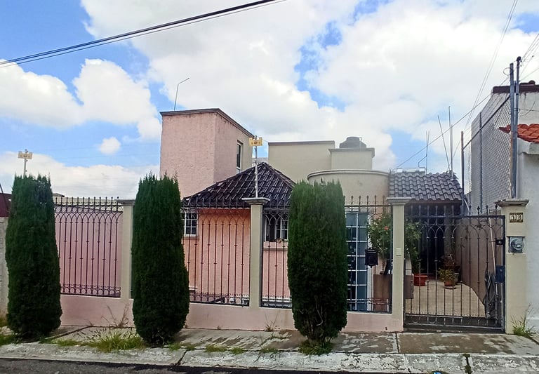 fachada de casa en venta, Tejeda, calle Berna