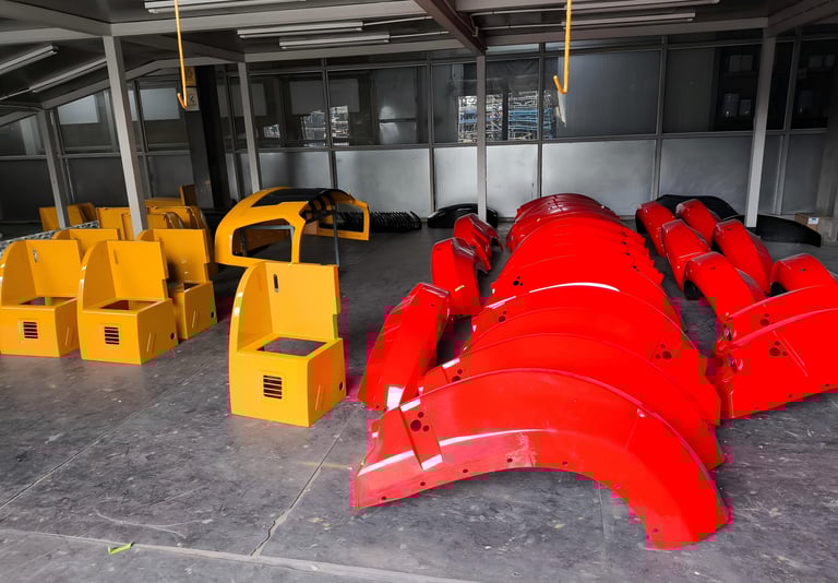 Agricultural machinery toolbox and mudguard