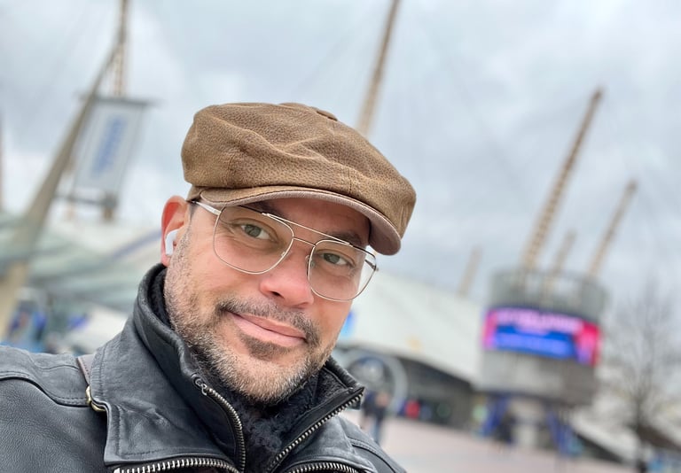 Ian Bartlett-author-memoirs of a real crocodile hunter-The real crocodile hunter