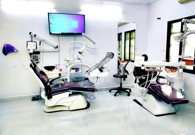 the white dental practice mankapur nagpur dental chairs
