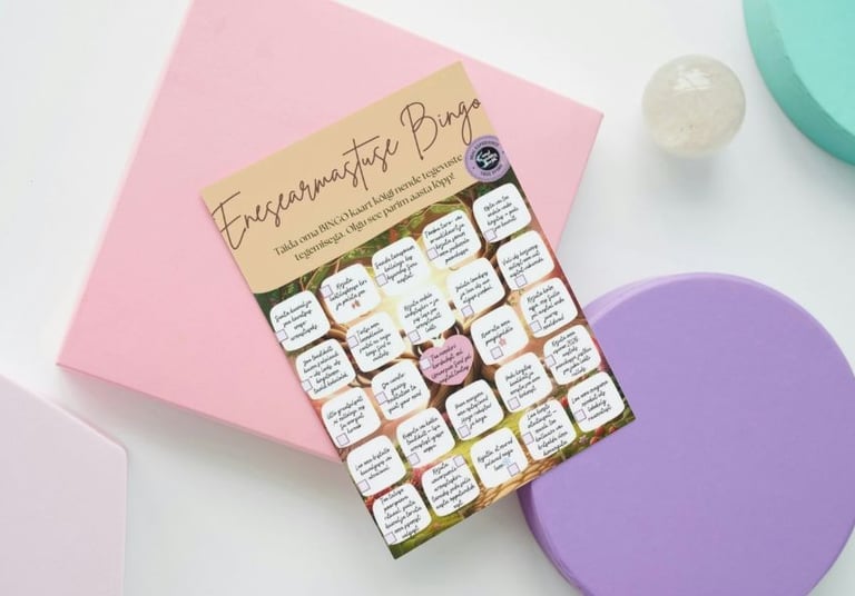 Enesearmastuse bingo Soul Sisters Tarot