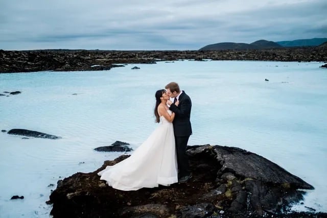 Wedding couple kissing in Iceland destination wedding