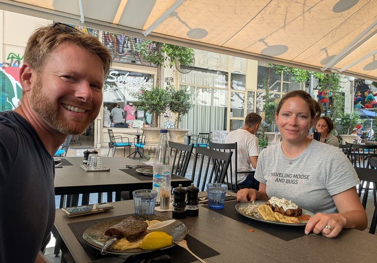 Don and samantha eatting diinerat Melie in Thessaloniki, Greece
