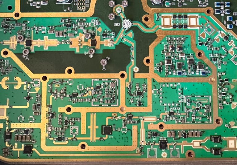 RF Microwave PCB and pcb board fabrication Manufacturer | Omini