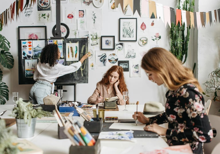 Ambiente criativo, aonde a economia criativa e viva.