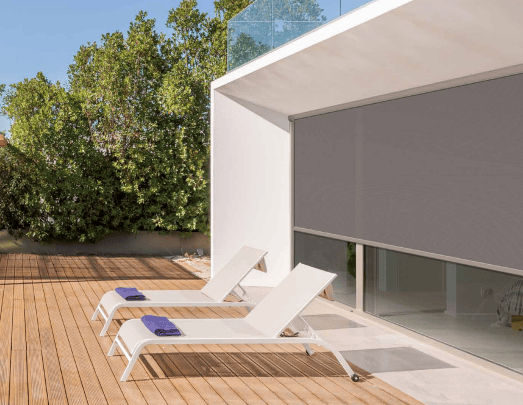 volet roulant maison terrasse
