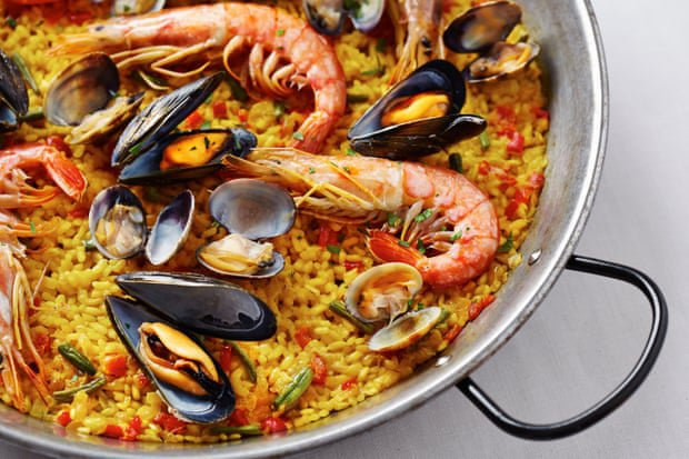paella met zeevruchten