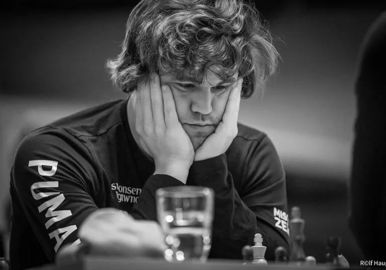 "End of an era" as Carlsen leads Offerspill to first title. Magnus Carlsen. Norwegian League 2023.