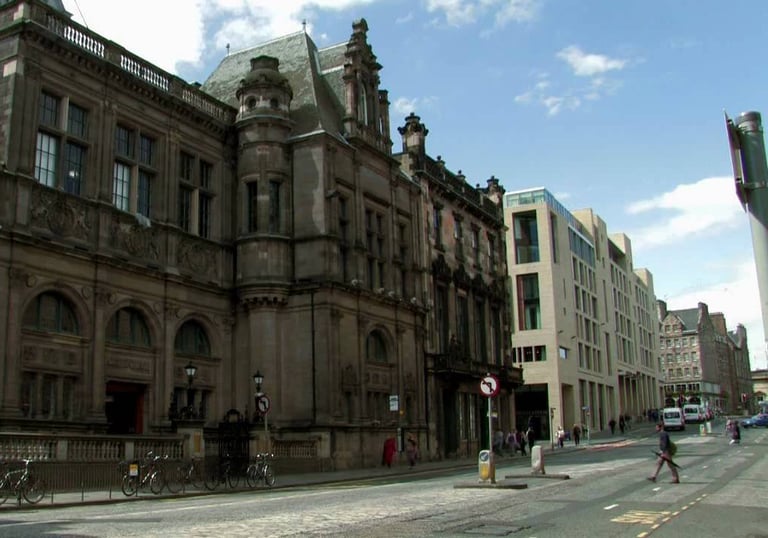 Image of Edinburgh Central Library, UK