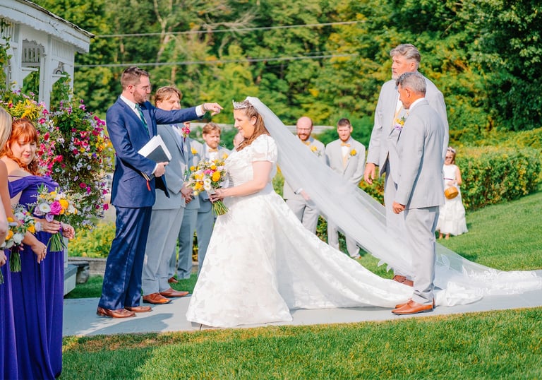 Wedding Coordination Canddlewood Lake Inn Danbury