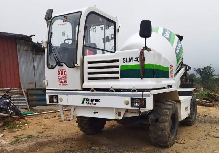 SELF LOADING CONCRETE MIXER
