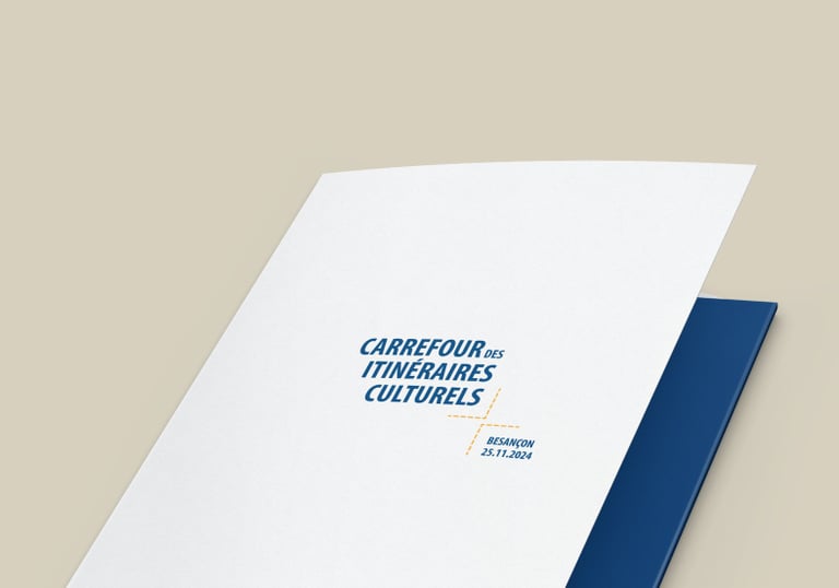 Création de pochette porte documents, détails couverture