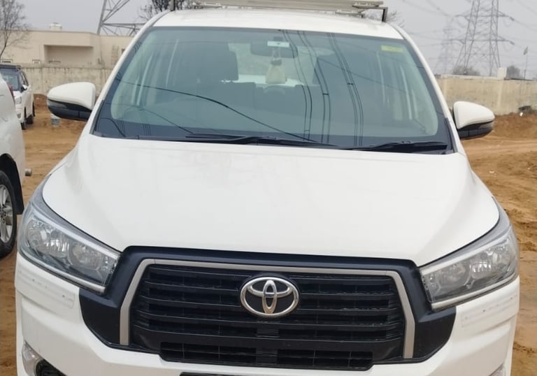 Innova Crysta - NcrCabs