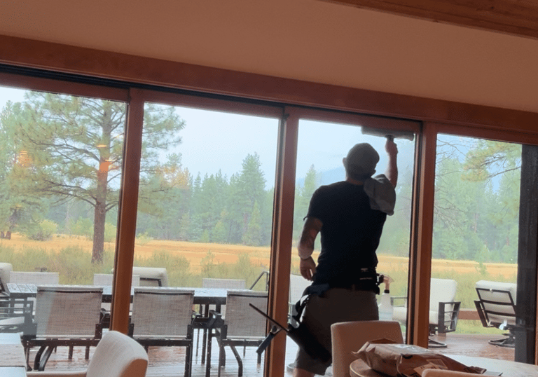 HiBar Cleaning Solutions performing residential window cleaning in Bend OR.