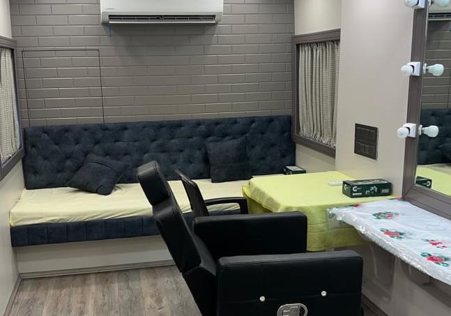 Vanity van rental in Delhi