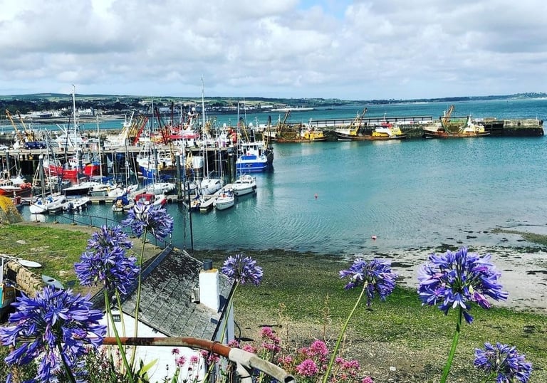 Cornwall sea boats fishing port