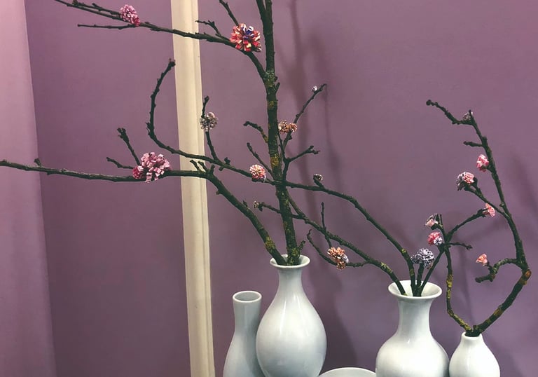 branchages naturels avec origami papier japonais