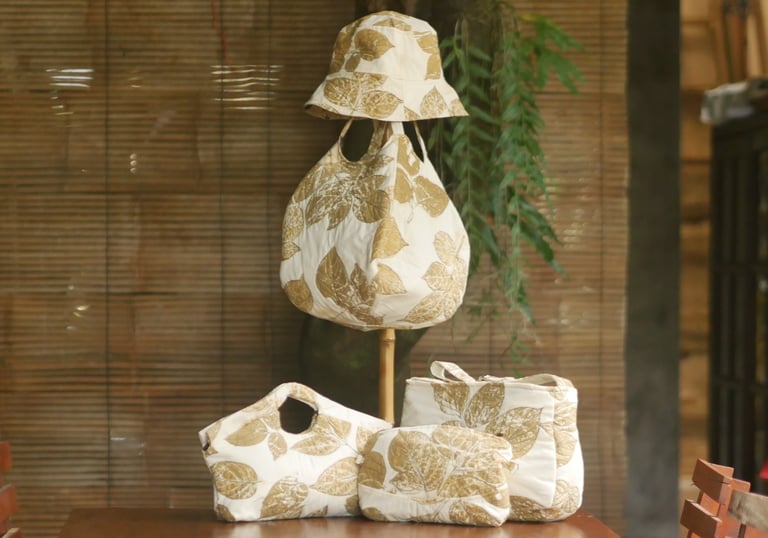 bag-totebag-patchwork-quilt-quilting-maple-sew-craft-hat-handbag