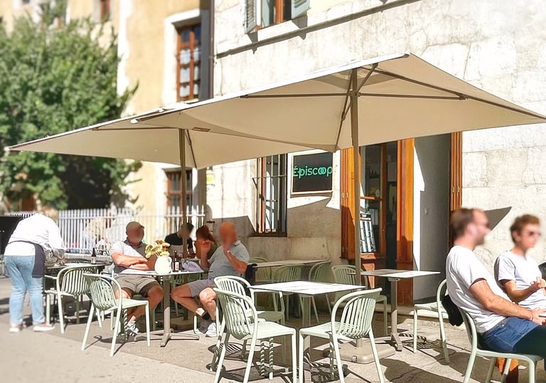 Photographie de la terrasse d'Épiscoop