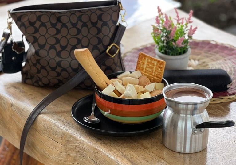 Migao con Chocolate en el Mirador Café del Río