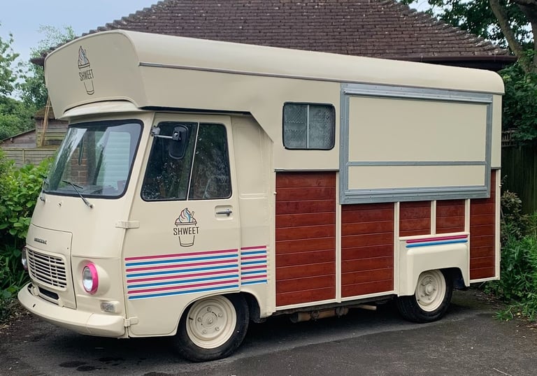 SHWEET Van, available for private hire or events. Gelato, Waffles, Drinks, Cakes and Snow Cones