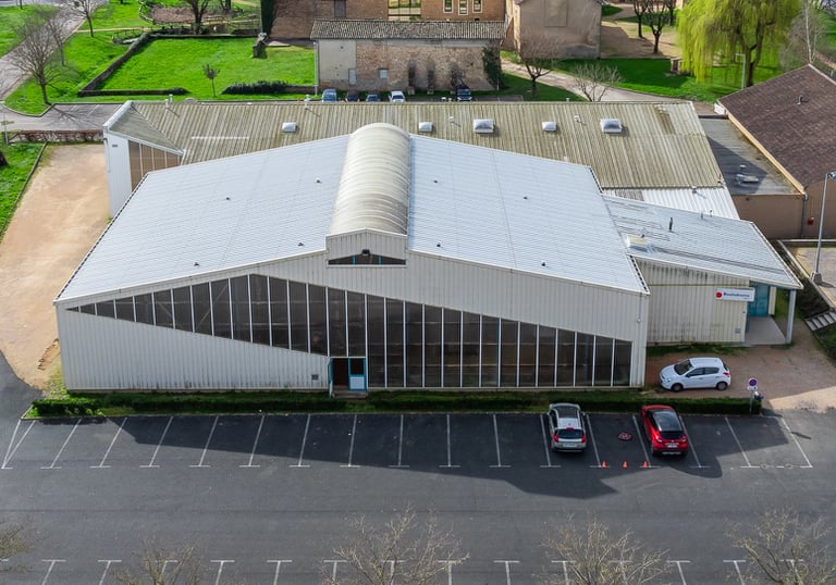 vue extérieur du boulodrome de la bâtie ©ALDRONE