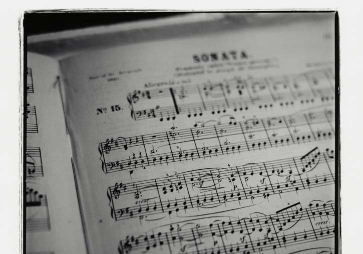 Book of Sebastian Bach's sonatas.