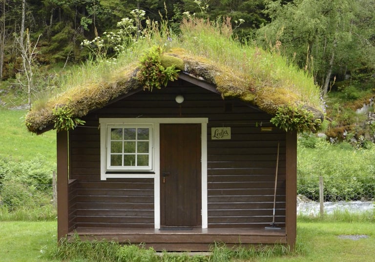 Stadheimfossen Cabins in Hellesylt, Norway