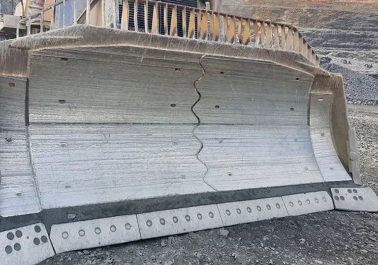 Chromium Carbide Overlay Steelwork and Liners Supplier - Dozer Blades, Spools, Chutes, Wear Liners