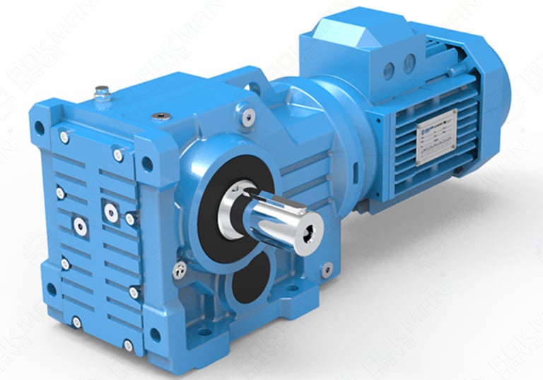 Industrial gearbox and drive trains for conveyors, crushers, agitators, screens, mineral processing
