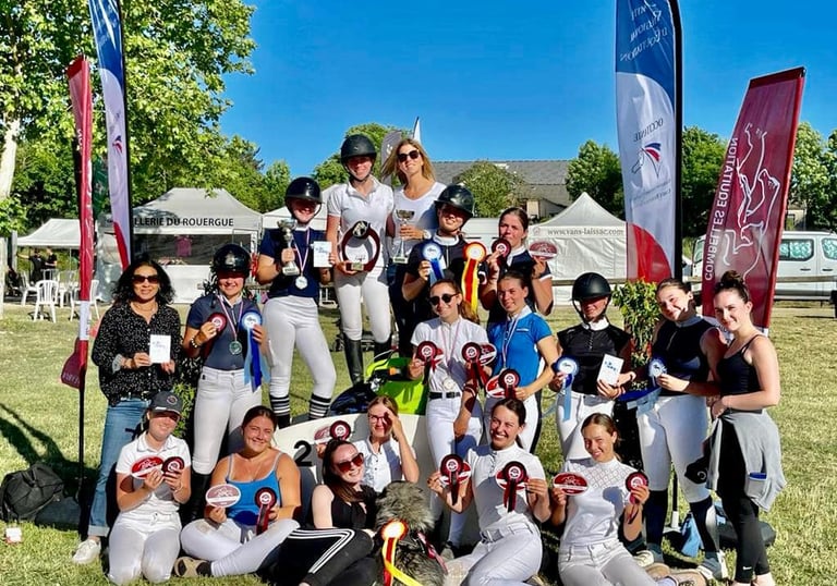 photo d'aprés concours avec tout les lots