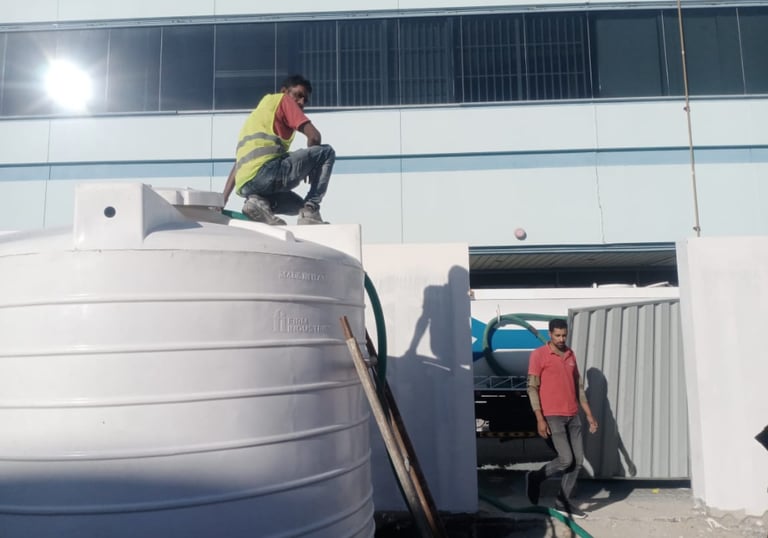 sweet water tanker supply in dubai