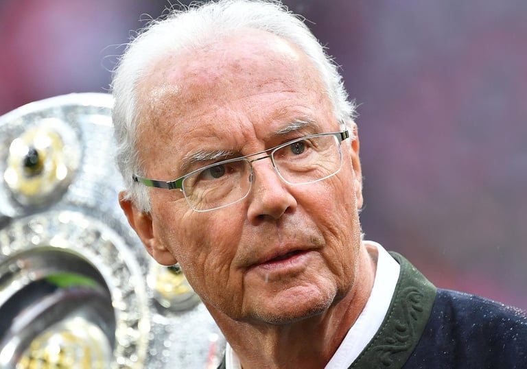 Franz Beckenbauer Weltmeister als SPieler und Trainer