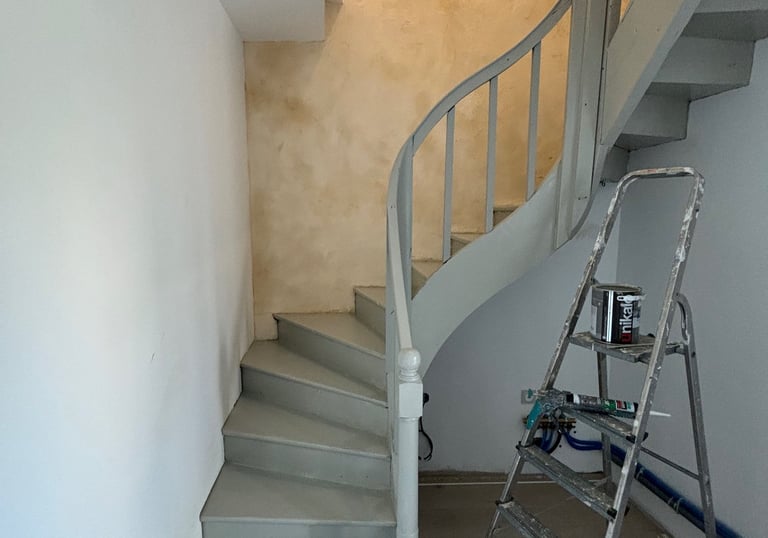 réparation et peinture d'escalier en bois