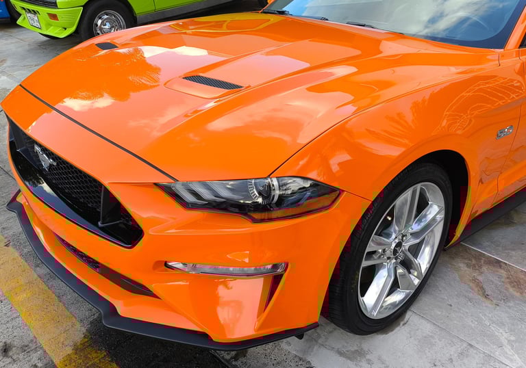 Acabado espejo en Mustang GT tras corrección de pintura y protección cerámica System X. en zapopan