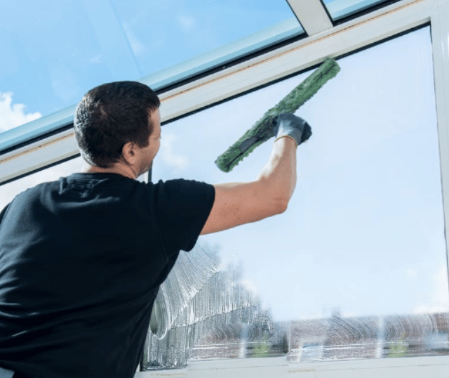 societe-de-nettoyage-de-vitre-de-fin-travaux-marseille-13009-13010-et-alentours-2026