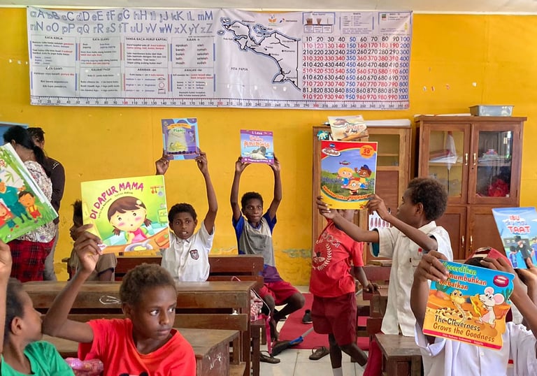 children-reading-and-writing-at-our-learning-centers