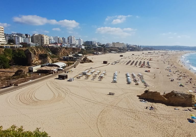 Praia da Rocha Oceanos12 Holiday Apartment in Portimão